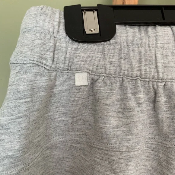 Lululemon Mellow In High Rise Shorts 4.5” - Picture 8 of 8